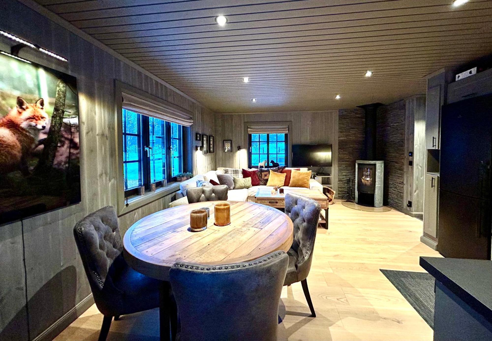 Nymon Mountain Lodge Stoten Bagian luar foto